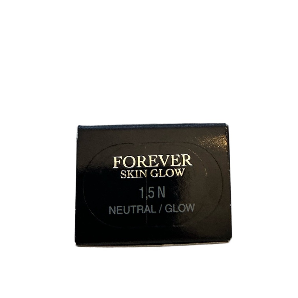 Dior Forever Skin Glow Foundation 1.5 Neutral NEW - Picture 3 of 3